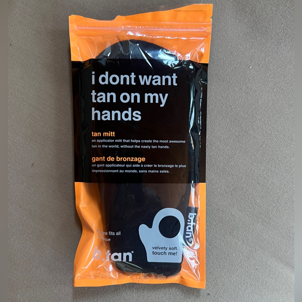 New B tan Tan Mitt